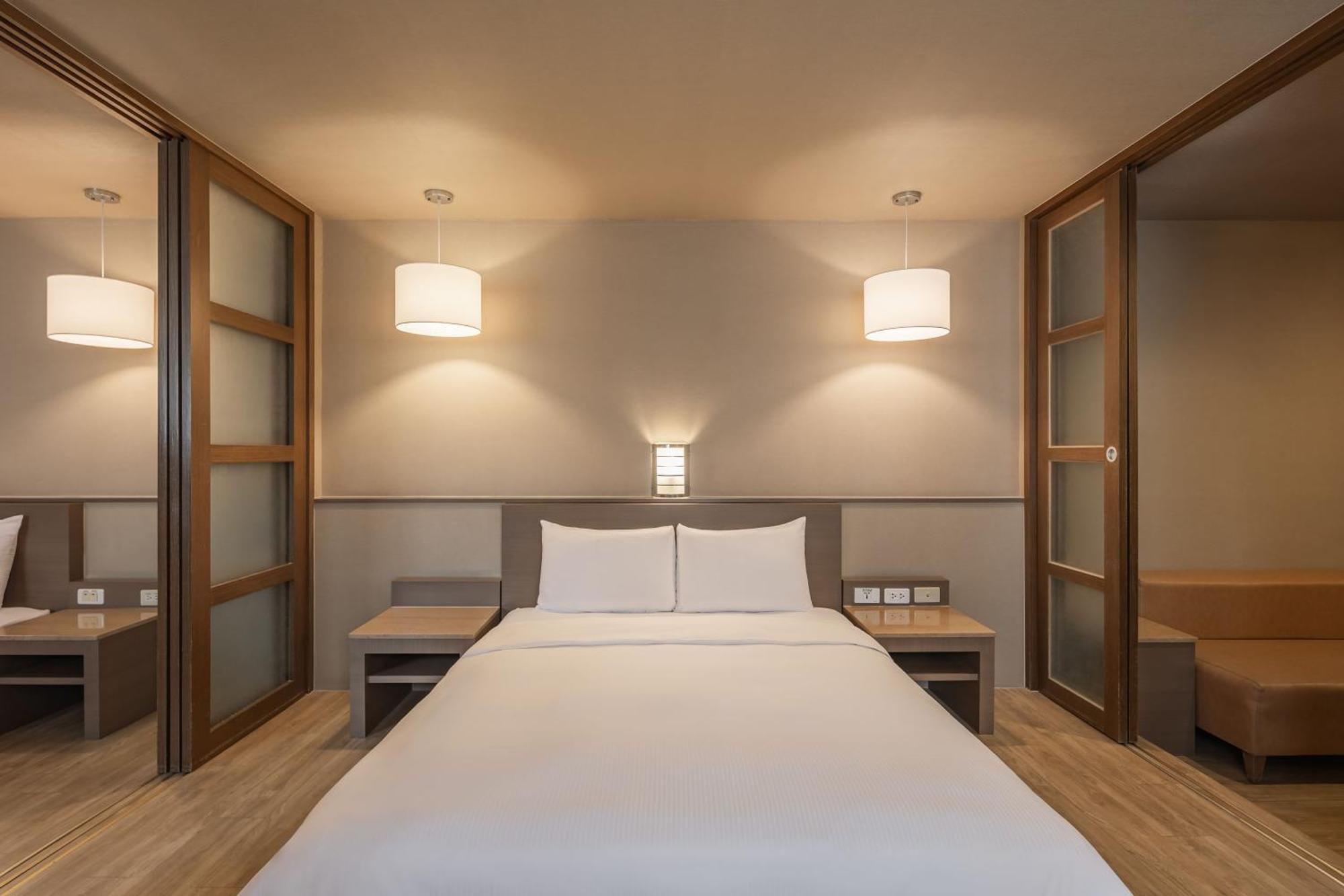 Kindness Hotel - Hanshen Kaohsiung Zimmer foto